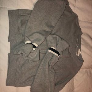 Grey Cropped sweatshirt